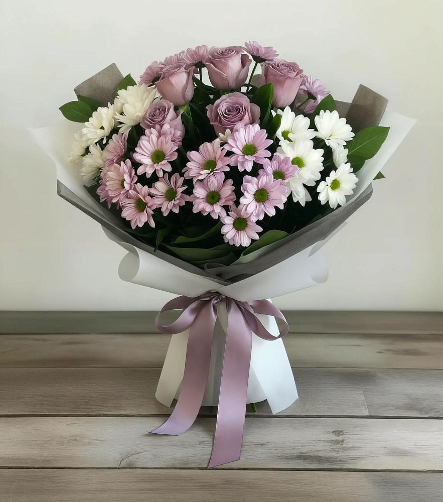 Букет цветов из: Хризантемы и Розы в Поселок опытного хозяйства Ермолино