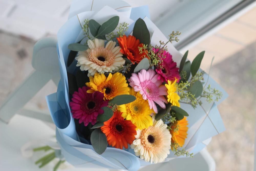 Букет цветов из: Герберы в Поселок опытного хозяйства Ермолино