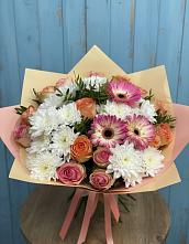 Букет цветов из:  Розы, Герберы и Хризантемы в Поселок опытного хозяйства Ермолино