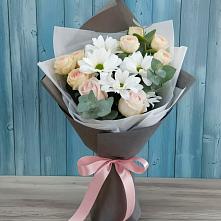 Букет цветов из:  Хризантемы и Розы в Поселок опытного хозяйства Ермолино