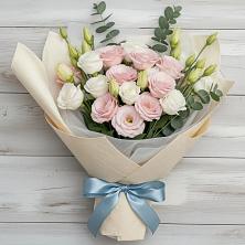 Букет цветов из:  Лизиантусы в Поселок опытного хозяйства Ермолино