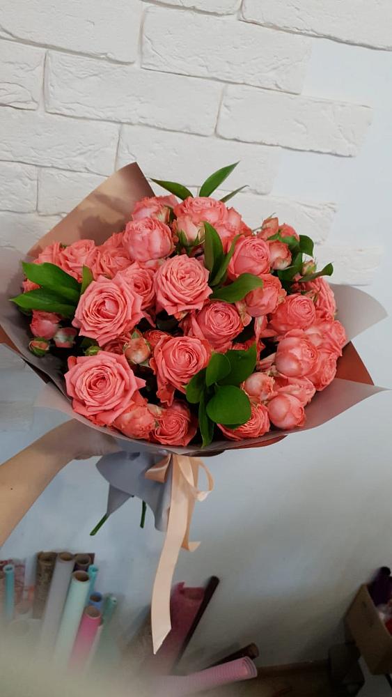 Букет цветов из: Розы в Поселок опытного хозяйства Ермолино