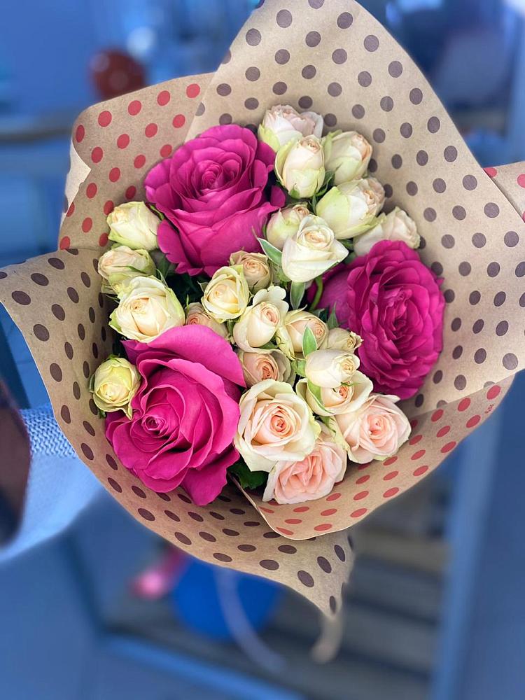 Букет цветов из: Розы в Поселок опытного хозяйства Ермолино