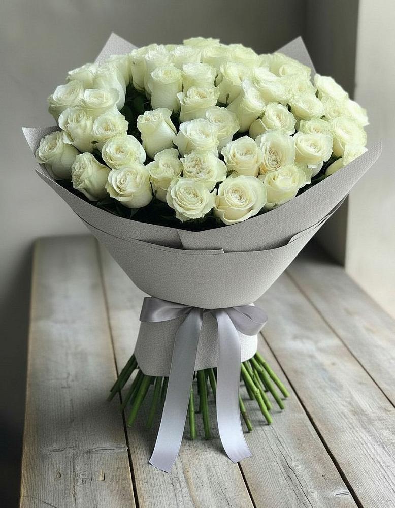 Букет 35 Белых роз в Поселок опытного хозяйства Ермолино