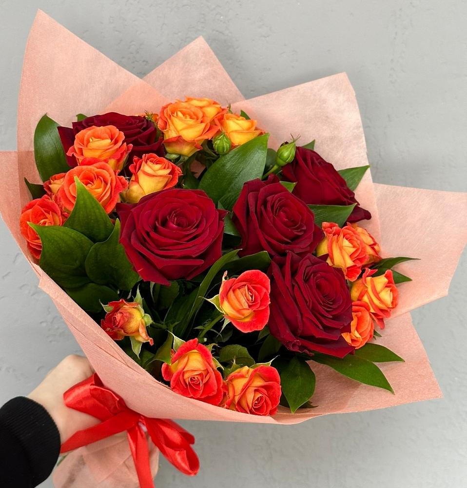 Букет Любовь и восторг в Поселок опытного хозяйства Ермолино