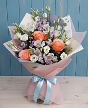 Букет цветов из:  Лизиантусы, Розы, Альстромерии и Гипсофила в Поселок опытного хозяйства Ермолино