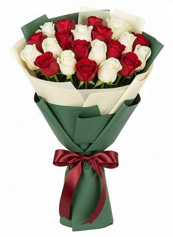 Букет Микс из красных и белых роз в Поселок опытного хозяйства Ермолино