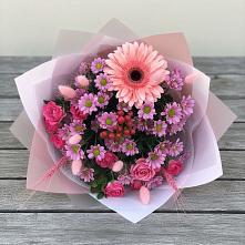 Букет цветов из:  Розы, Герберы и Хризантемы в Поселок опытного хозяйства Ермолино