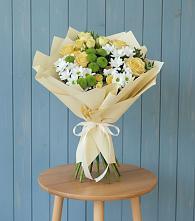 Букет цветов из:  Хризантемы и Розы в Поселок опытного хозяйства Ермолино