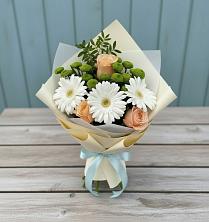 Букет цветов из:  Герберы, Розы и Хризантемы в Поселок опытного хозяйства Ермолино