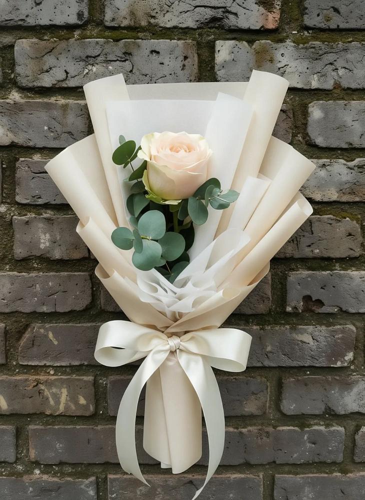 Букет цветов из: Розы в Поселок опытного хозяйства Ермолино