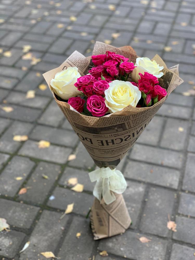 Букет цветов из: Розы в Поселок опытного хозяйства Ермолино