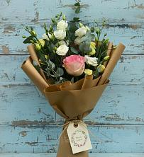 Букет цветов из:  Розы и Лизиантусы в Поселок опытного хозяйства Ермолино